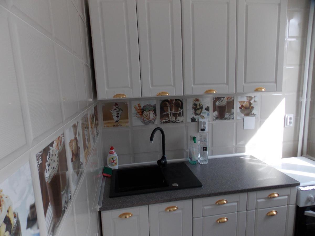 Garsoniera Moderna Apartment บูคาเรสต์ ภายนอก รูปภาพ