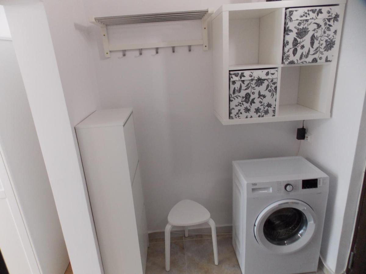 Garsoniera Moderna Apartment บูคาเรสต์ ภายนอก รูปภาพ